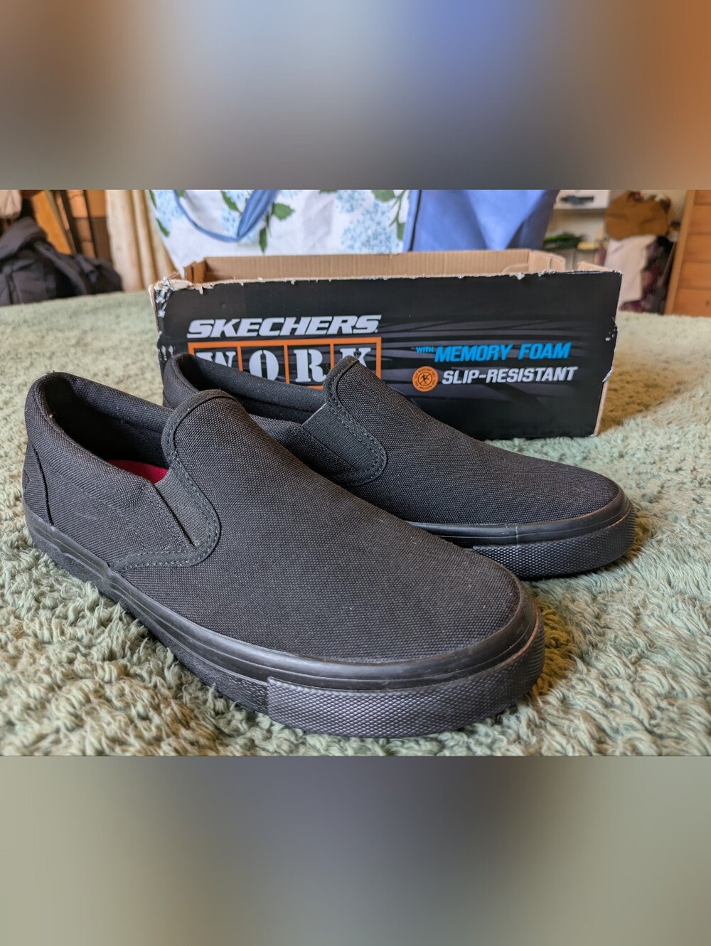 Skechers Black Slip-On Canvas Work Wear Sz 8.5 - Picture 2 of 6